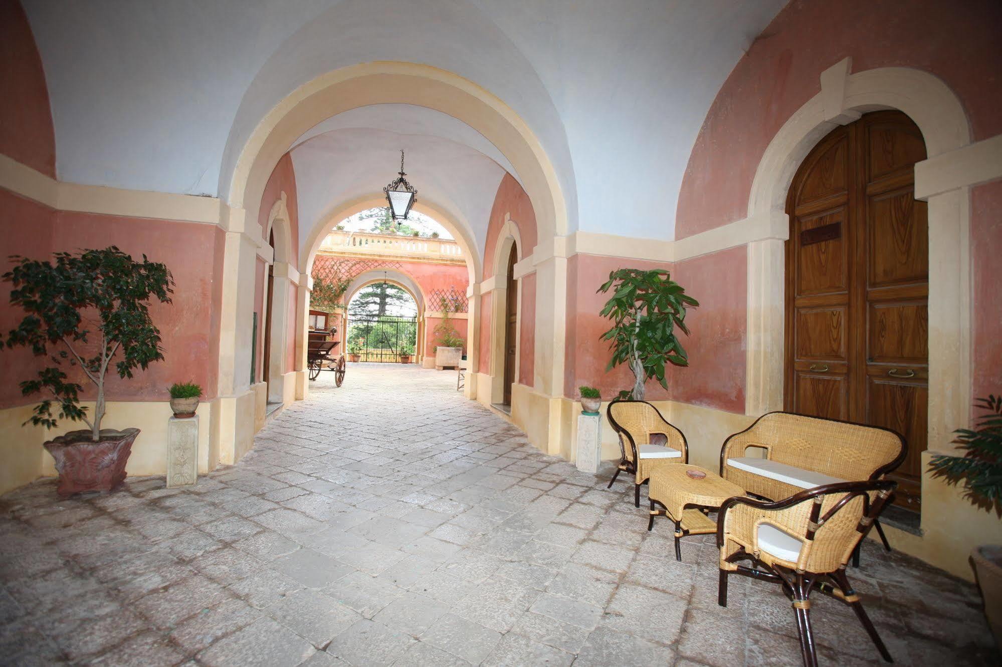 Palazzo Laura Bed and Breakfast Morciano di Leuca Buitenkant foto