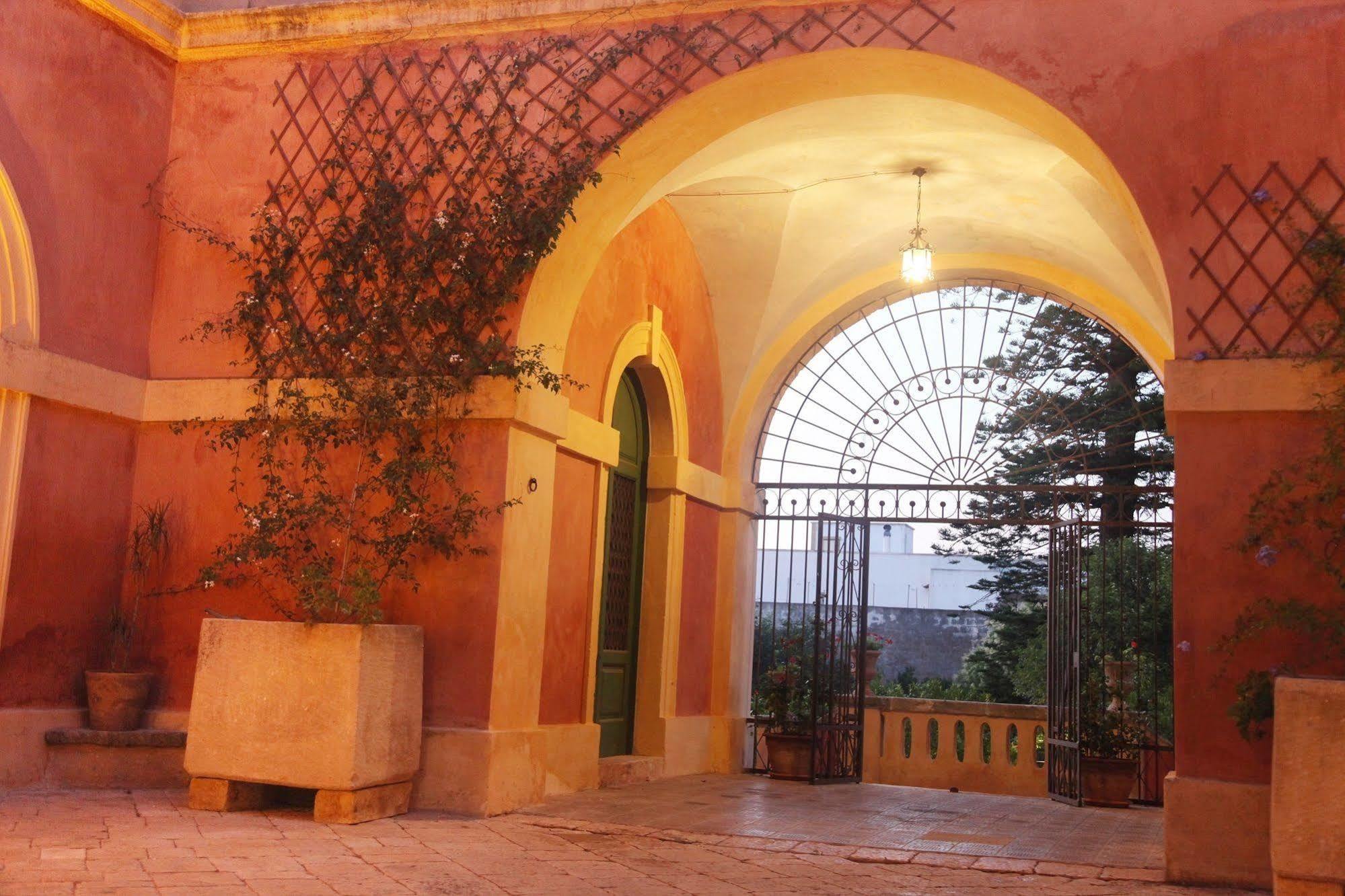 Palazzo Laura Bed and Breakfast Morciano di Leuca Buitenkant foto